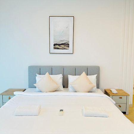 Crystal Suites At Eaton, Klcc Kuala Lumpur Exterior photo