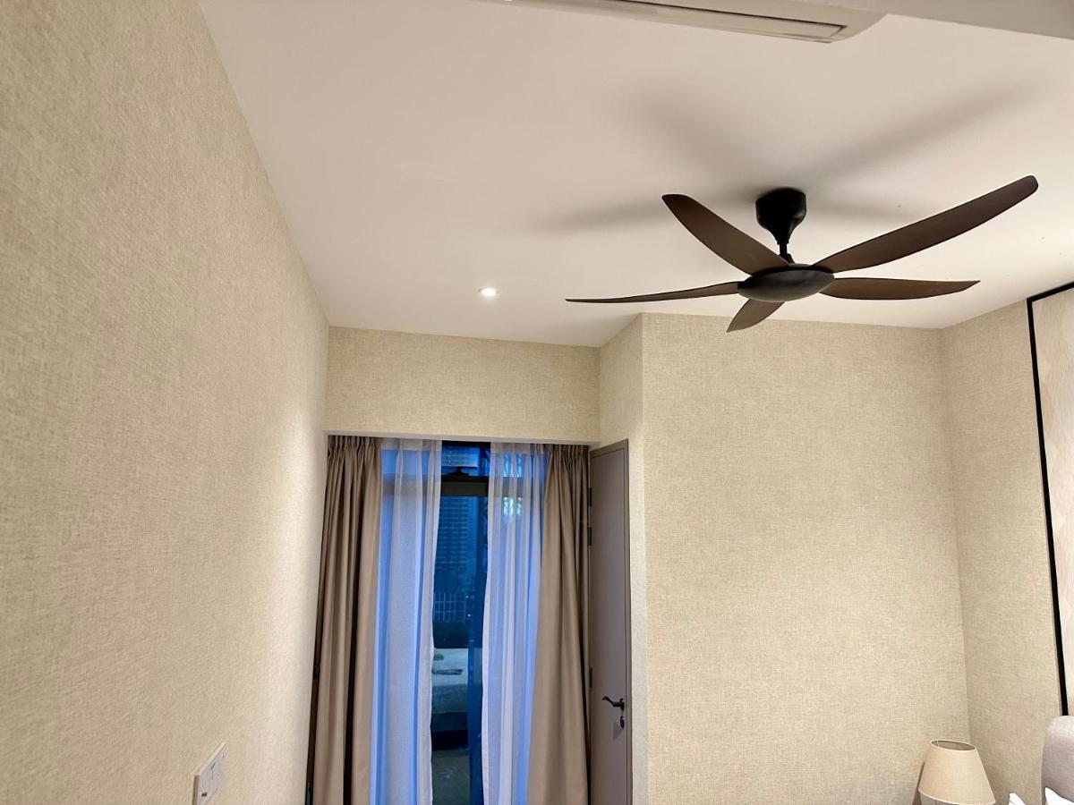 Crystal Suites At Eaton, Klcc Kuala Lumpur Exterior photo