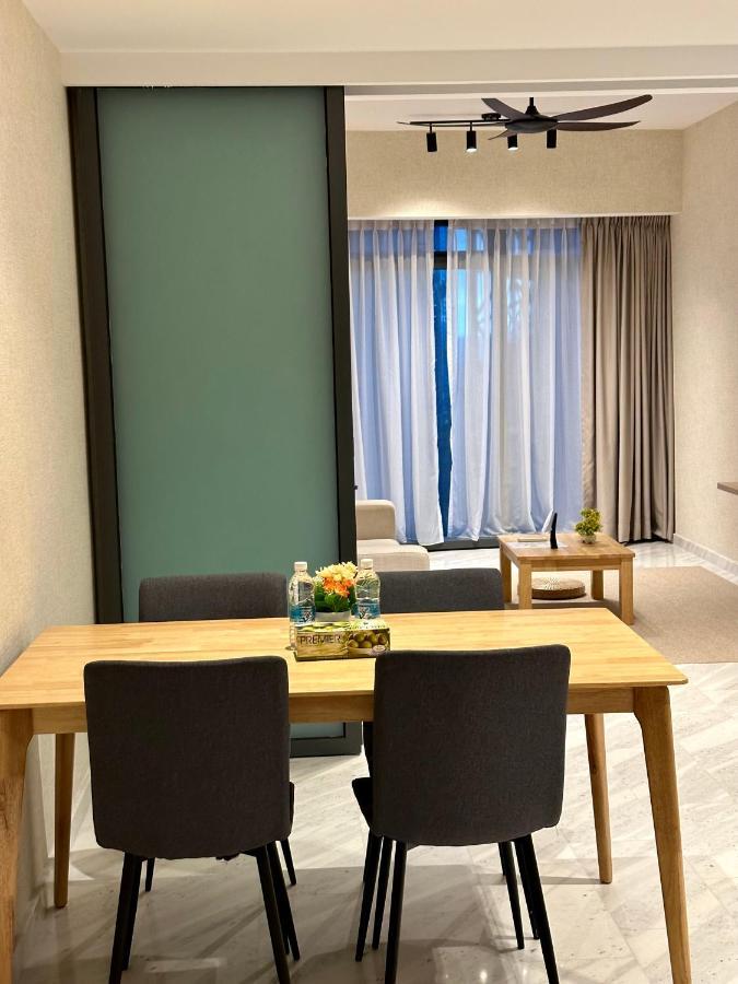Crystal Suites At Eaton, Klcc Kuala Lumpur Exterior photo