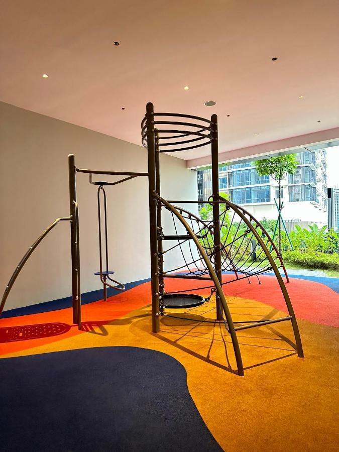 Crystal Suites At Eaton, Klcc Kuala Lumpur Exterior photo